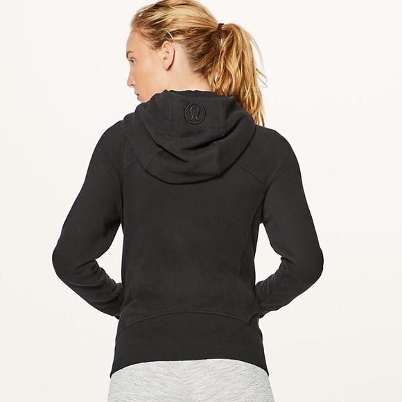 lululemon athletica Jackets & Blazers - LULULEMON SCUBA HOODIE